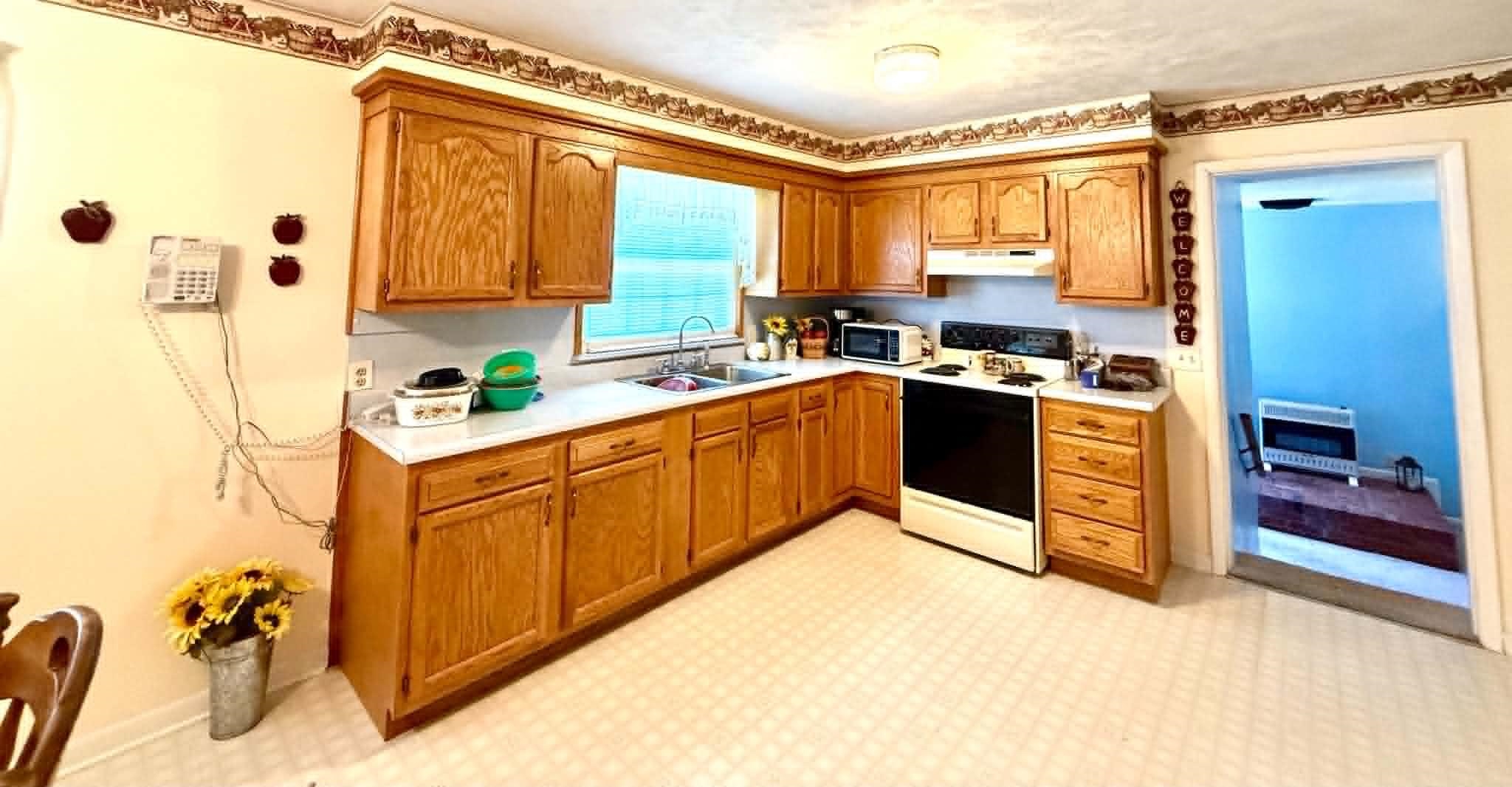 9130 Durbin Road Catlettsburg, KY 41129 - Photo 3 of 27