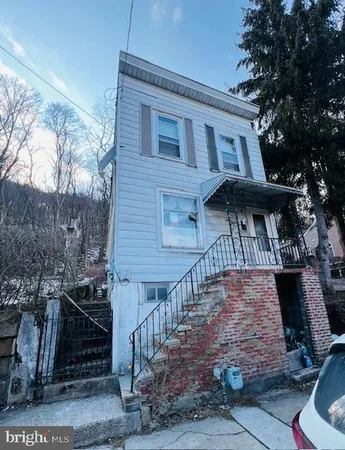 $64,900 | 435 Hotel Street, Pottsville, PA 17901