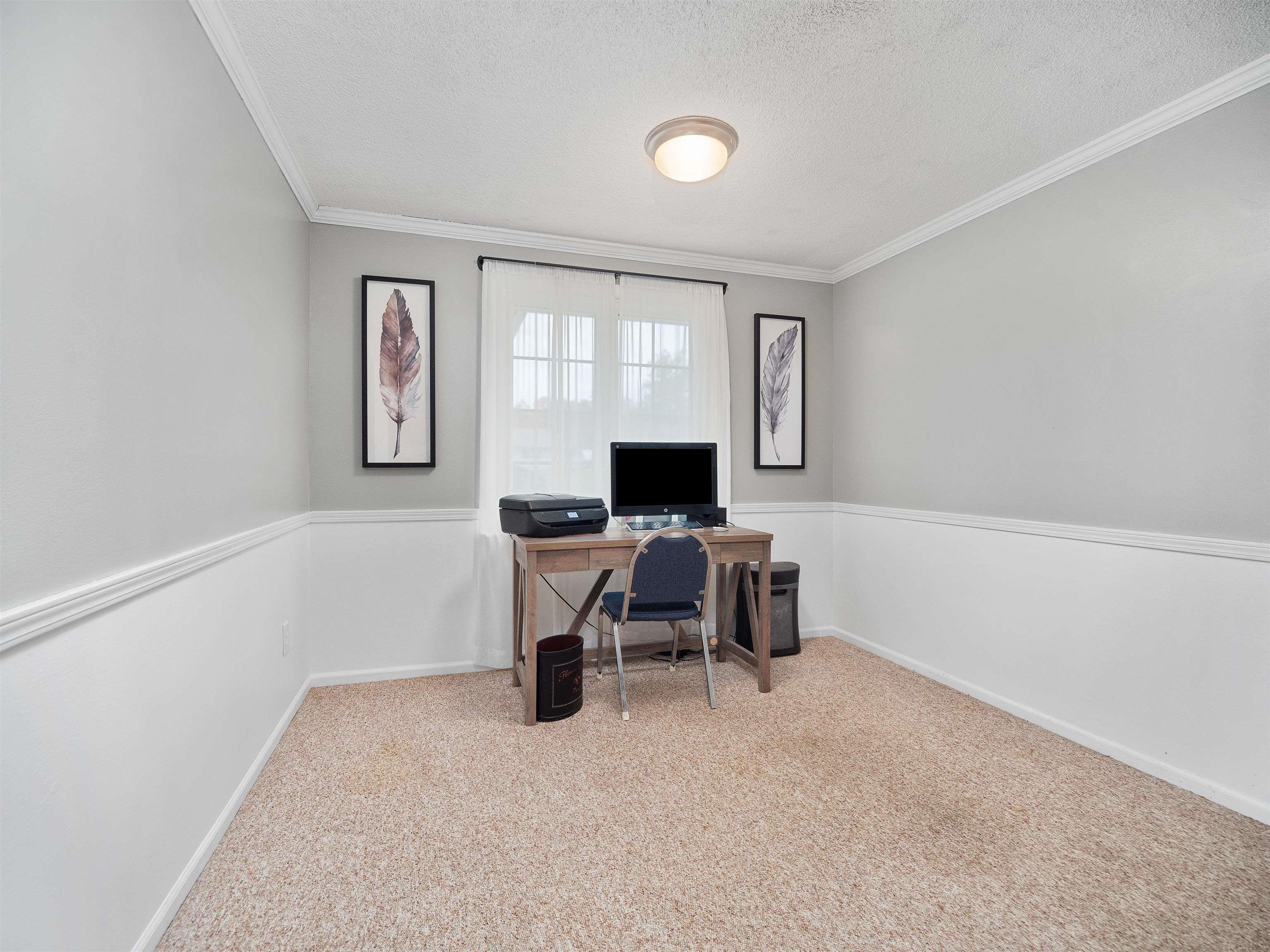 9619 Reindeer Road Fort Wayne, IN 46804 - Photo 5 of 33