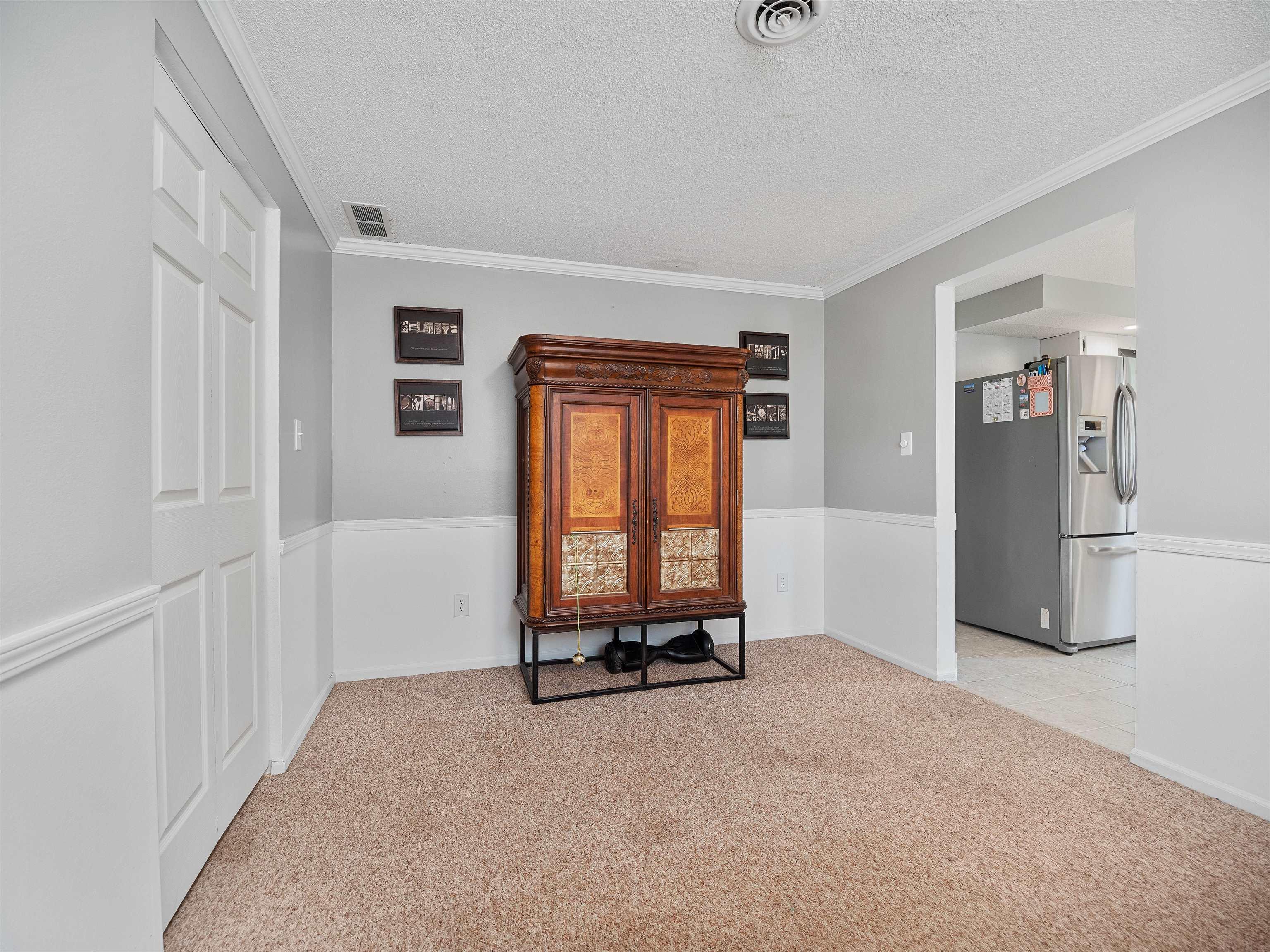 9619 Reindeer Road Fort Wayne, IN 46804 - Photo 6 of 33