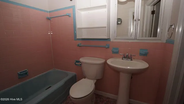 $1,800 | 14 Tallman Street, Jacksonville, NC 28540