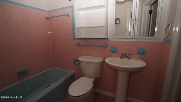 $1,650 | 14 Tallman Street, Jacksonville, NC 28540