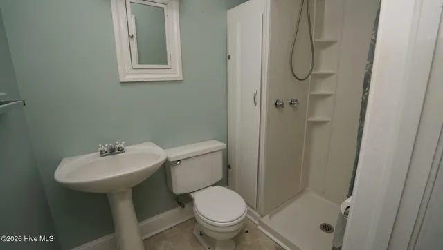 $1,800 | 14 Tallman Street, Jacksonville, NC 28540