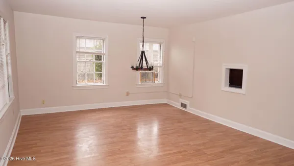 $1,650 | 14 Tallman Street, Jacksonville, NC 28540