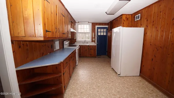 $1,650 | 14 Tallman Street, Jacksonville, NC 28540