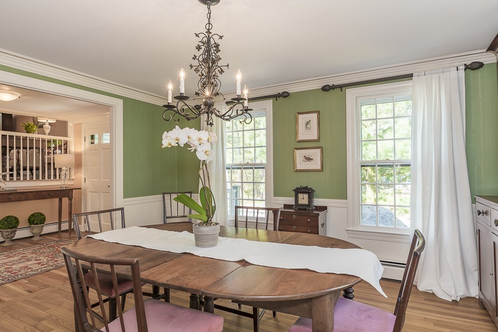 5 Hickory Hill Road Manchester, MA 01944 - Photo 4 of 29 Gallery Image 4