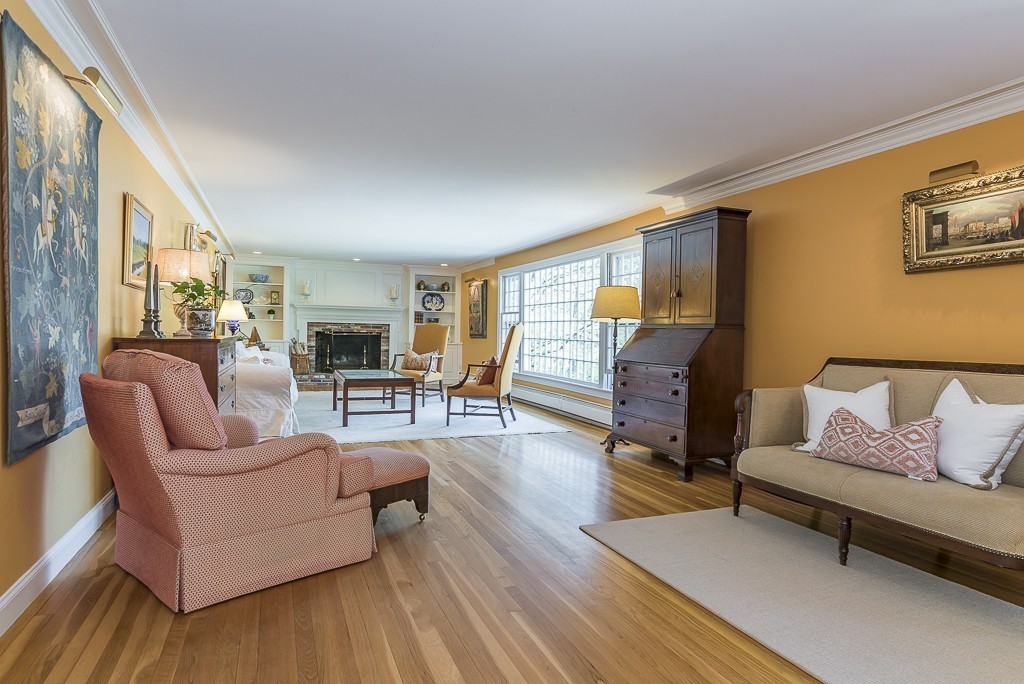 5 Hickory Hill Road Manchester, MA 01944 - Photo 9 of 29 Gallery Image 9