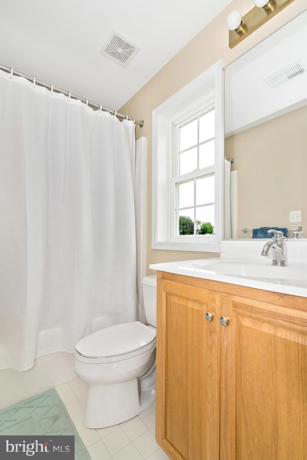 2501 Mullinix Mill Road Mount Airy, MD 21771 - Photo 20 of 27 Bath