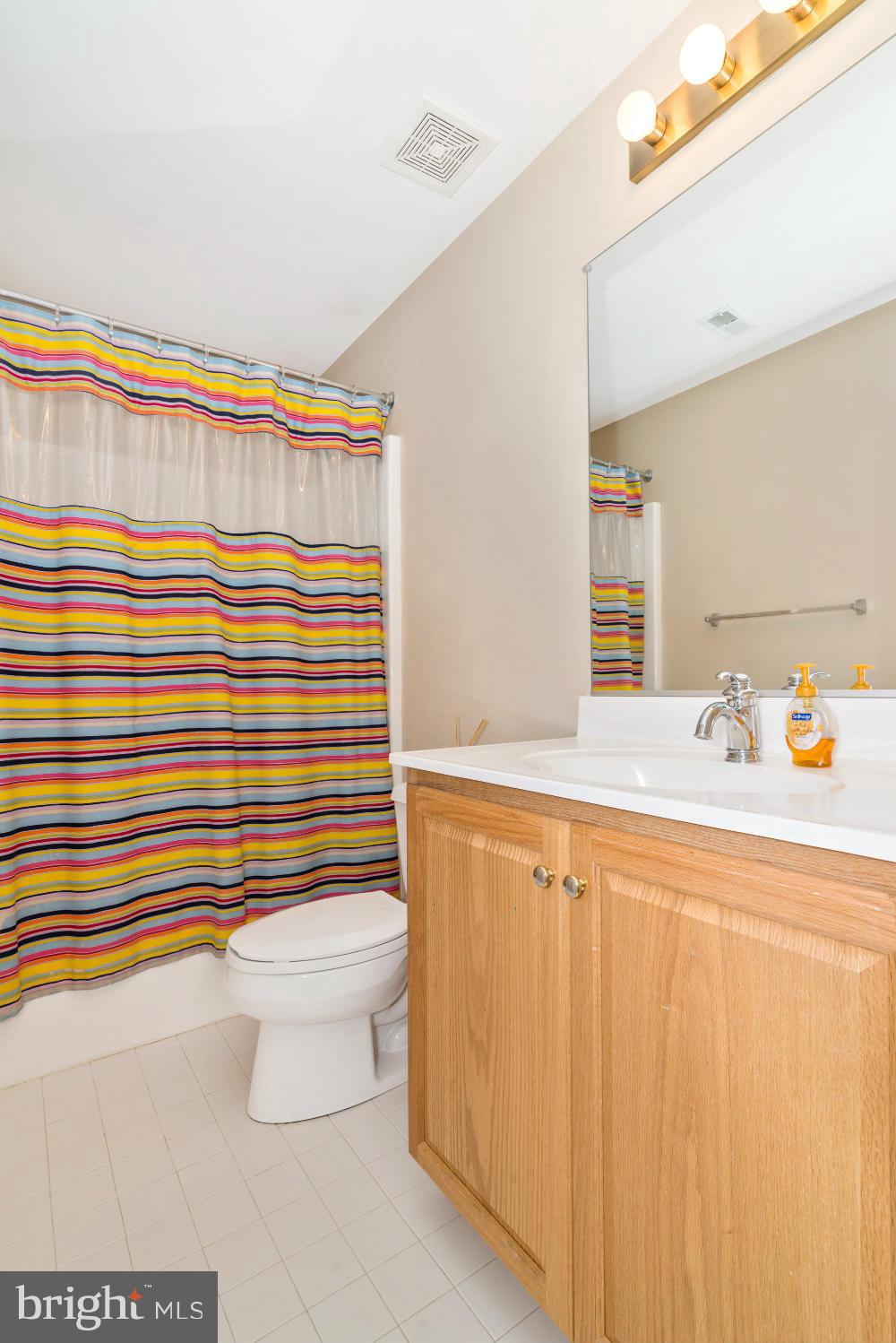 2501 Mullinix Mill Road Mount Airy, MD 21771 - Photo 22 of 27 Bath