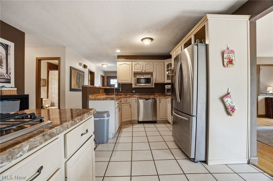 7734 Morley Road Mentor, OH 44060 - Photo 10 of 50