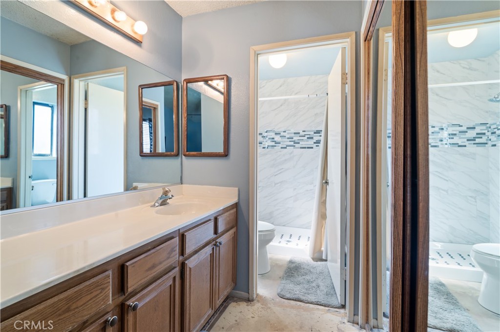 1558 Crestview Court Lancaster, CA 93535 - Photo 23 of 34