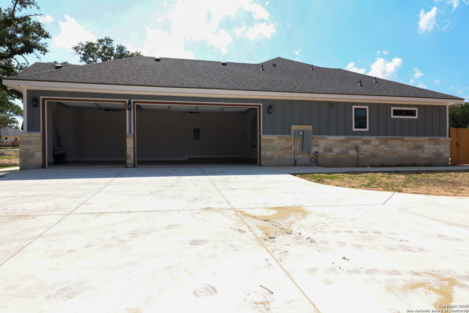 104 Archer Ridge Drive La Vernia, TX 78121 - Photo 40 of 45 a front view of a house