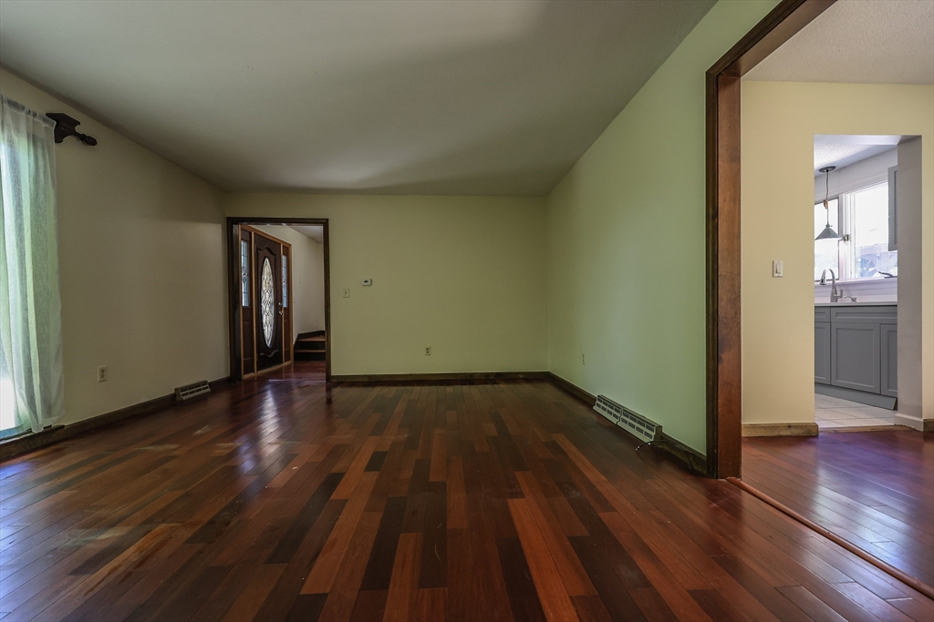 428 Michael Sears Road Belchertown, MA 01007 - Photo 12 of 30