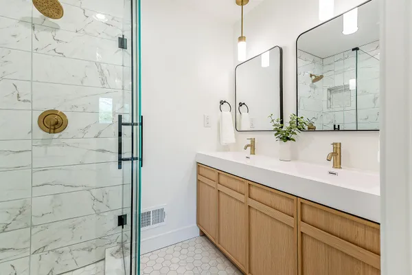 $649,000 | 1003 Western Drive, Ann Arbor, MI 48103
