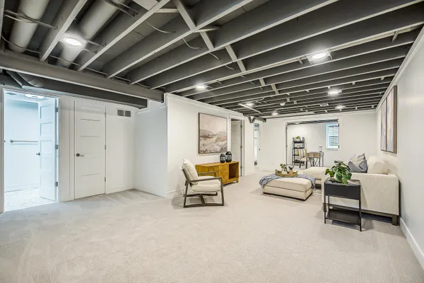 $649,000 | 1003 Western Drive, Ann Arbor, MI 48103