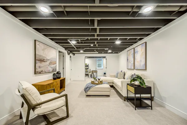 $649,000 | 1003 Western Drive, Ann Arbor, MI 48103