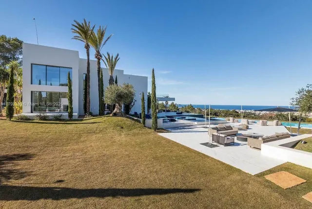 $29,500,000 | Lake View