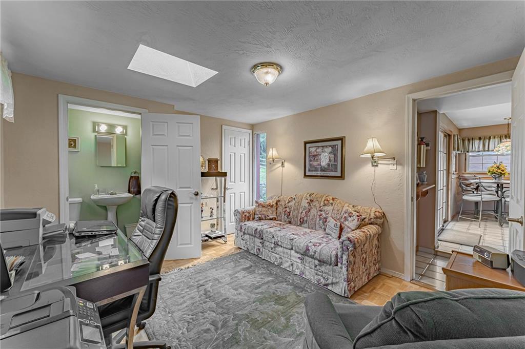 834 Bebout Road Venetia, PA 15367 - Photo 16 of 23 Gallery Image 16