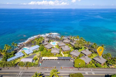 $2,300,000 | 77-6516 Alii Drive, Unit 1, Kailua-Kona, HI 96740