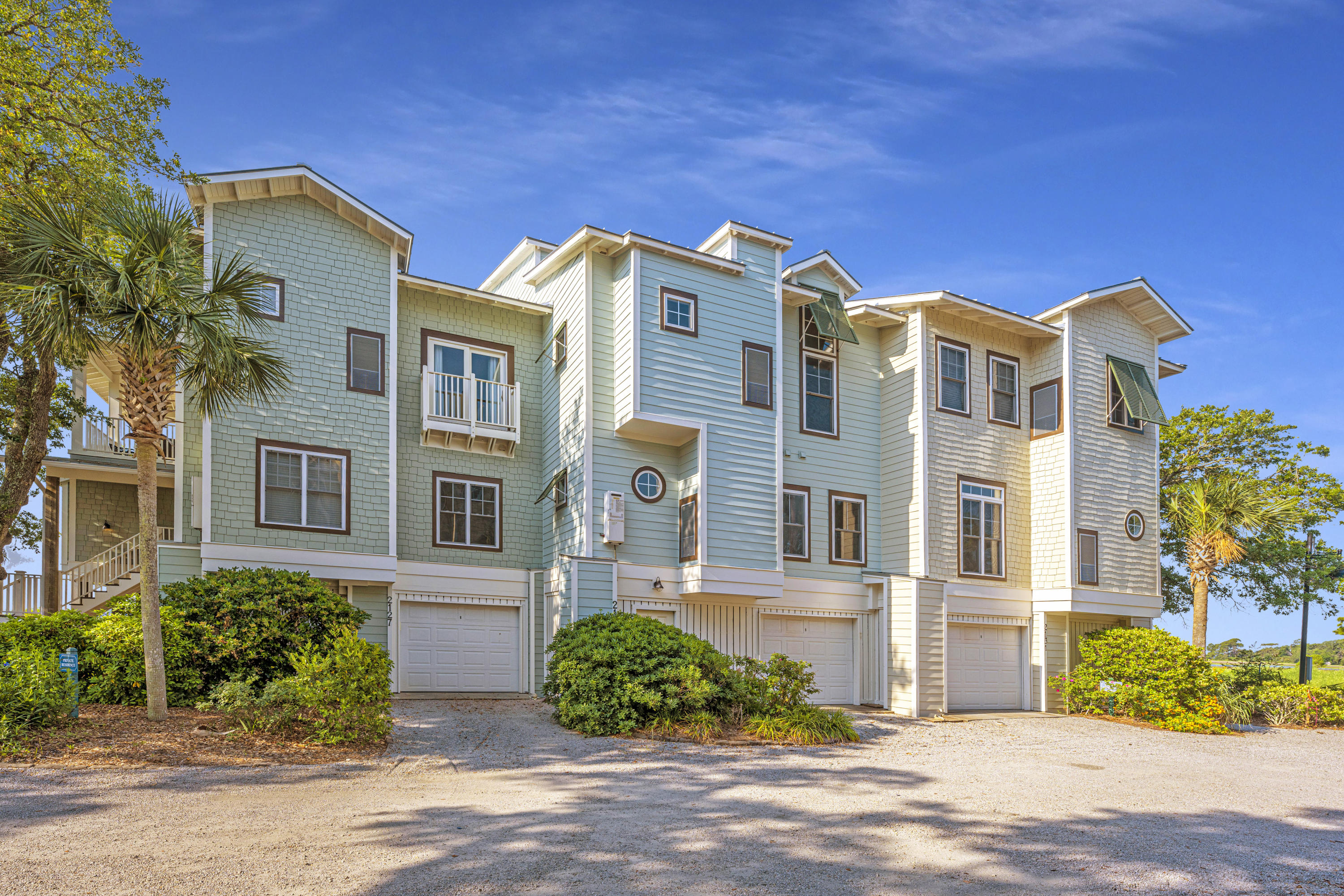 2129 Tides End Road Charleston, SC 29412 - Photo 2 of 58 2129TidesEndRd07