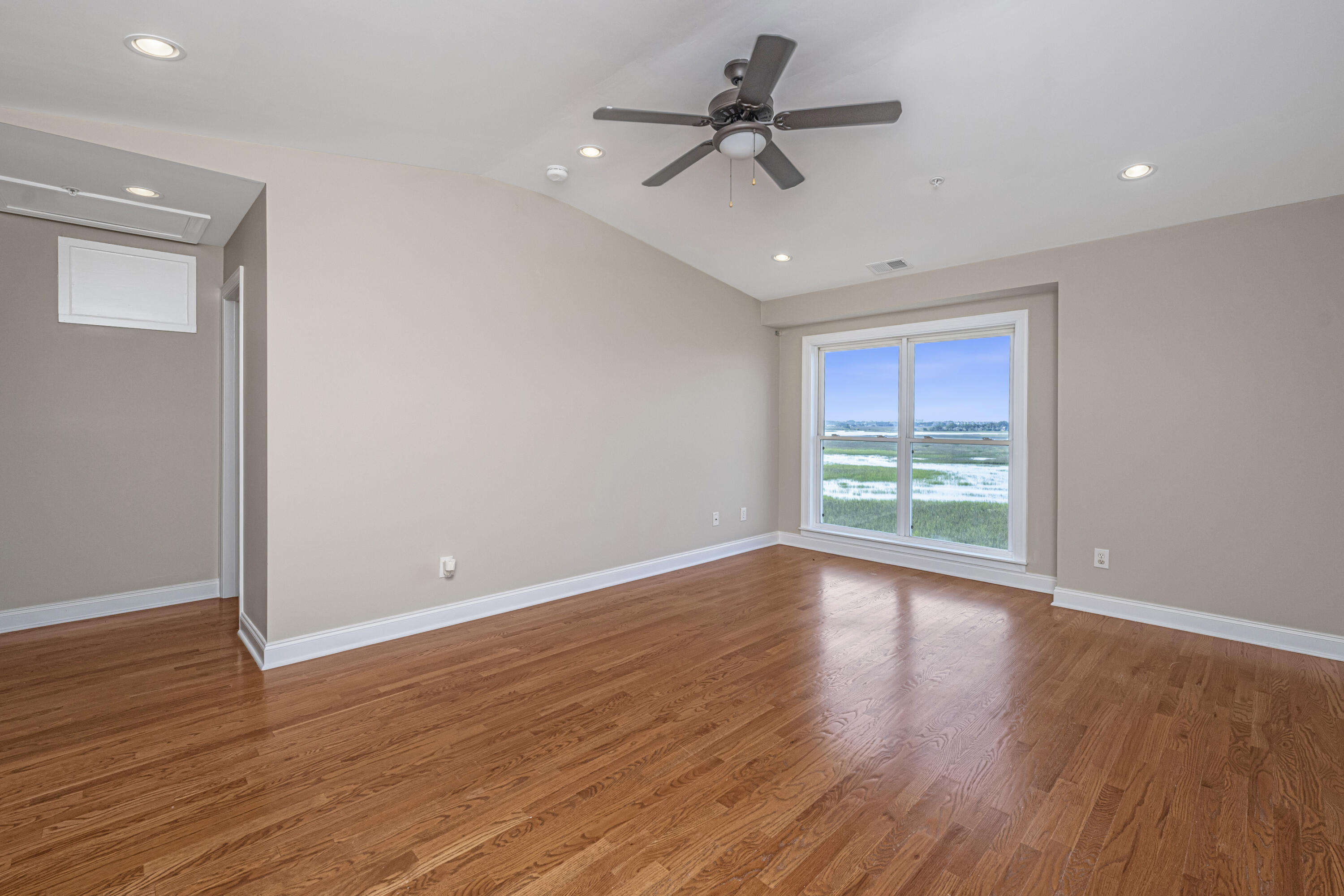 2129 Tides End Road Charleston, SC 29412 - Photo 24 of 58 2129TidesEndRd38