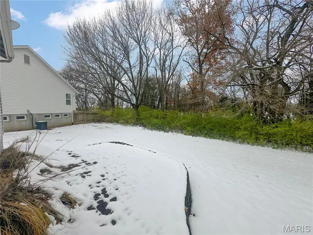 $340,000 | 852 Molloy Drive, O'Fallon, MO 63366