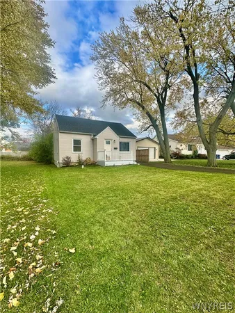 $239,900 | 39 Manser Drive, Amherst, NY 14226