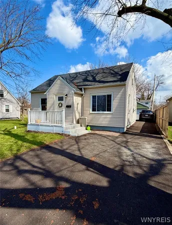 $239,900 | 39 Manser Drive, Amherst, NY 14226