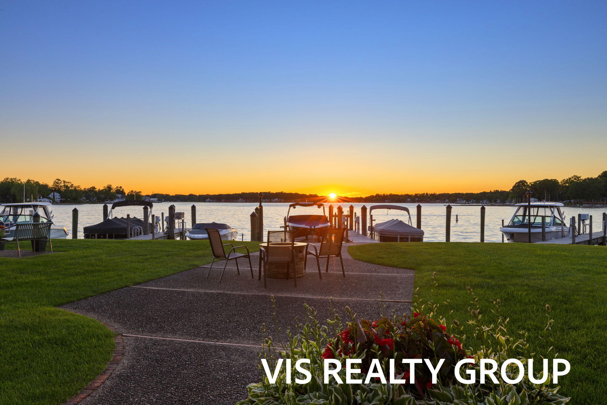400 Lakeview Street, Unit 8B Spring Lake, MI 49456 - Photo 72 of 77 66-web-or-mls-1G1A9762