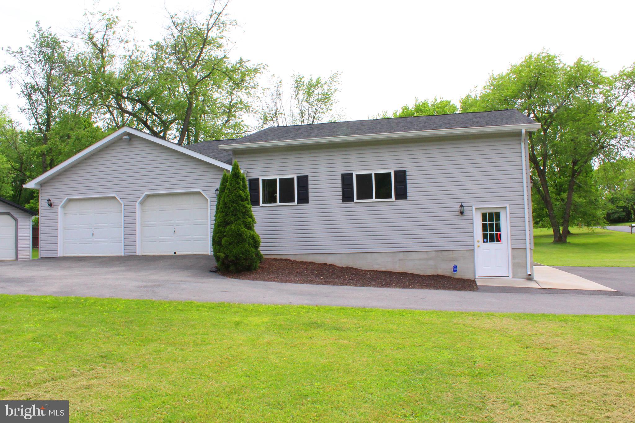 534 Lockhouse Road Falling Waters, WV 25419 - Photo 3 of 33