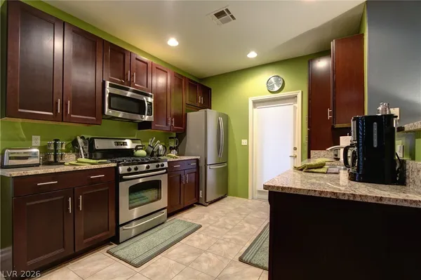 $2,300 | Undisclosed Address, Las Vegas, NV 89144