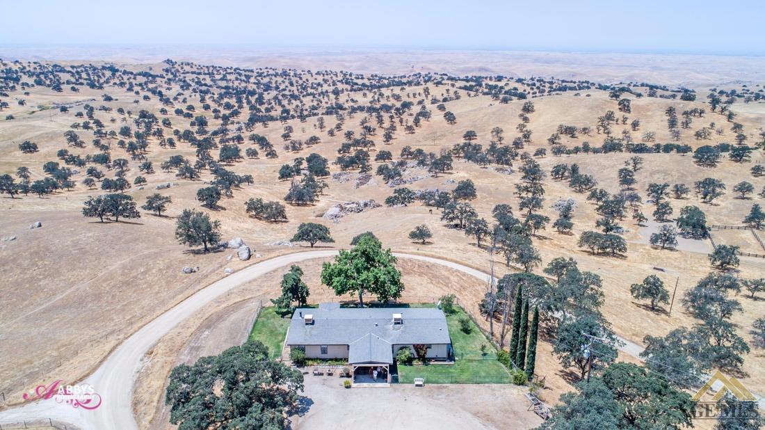 10250 Granite Road Bakersfield, CA 93308 - Photo 1 of 34 Gallery Image 1