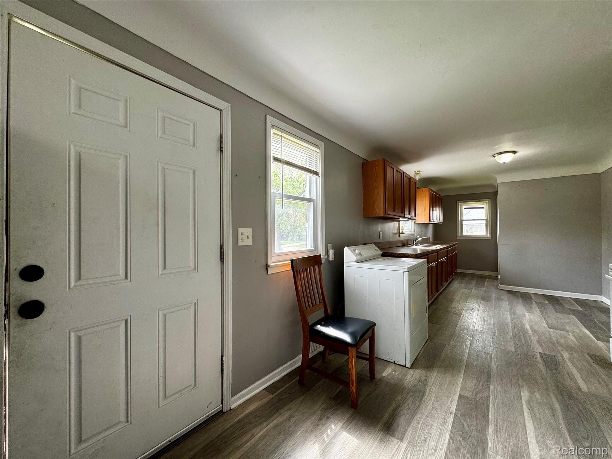 8045 Cadillac Avenue Warren, MI 48089 - Photo 15 of 21 IMG_0518.jpeg
