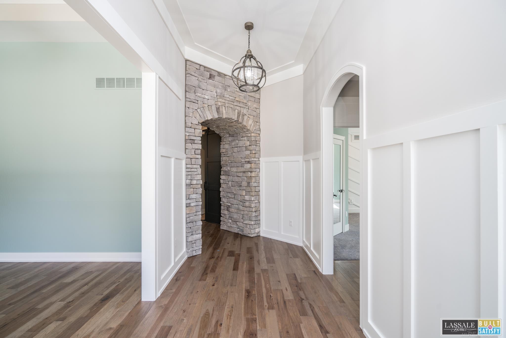 246 Shadywood Road Rochester Hills, MI 48307 - Photo 37 of 63