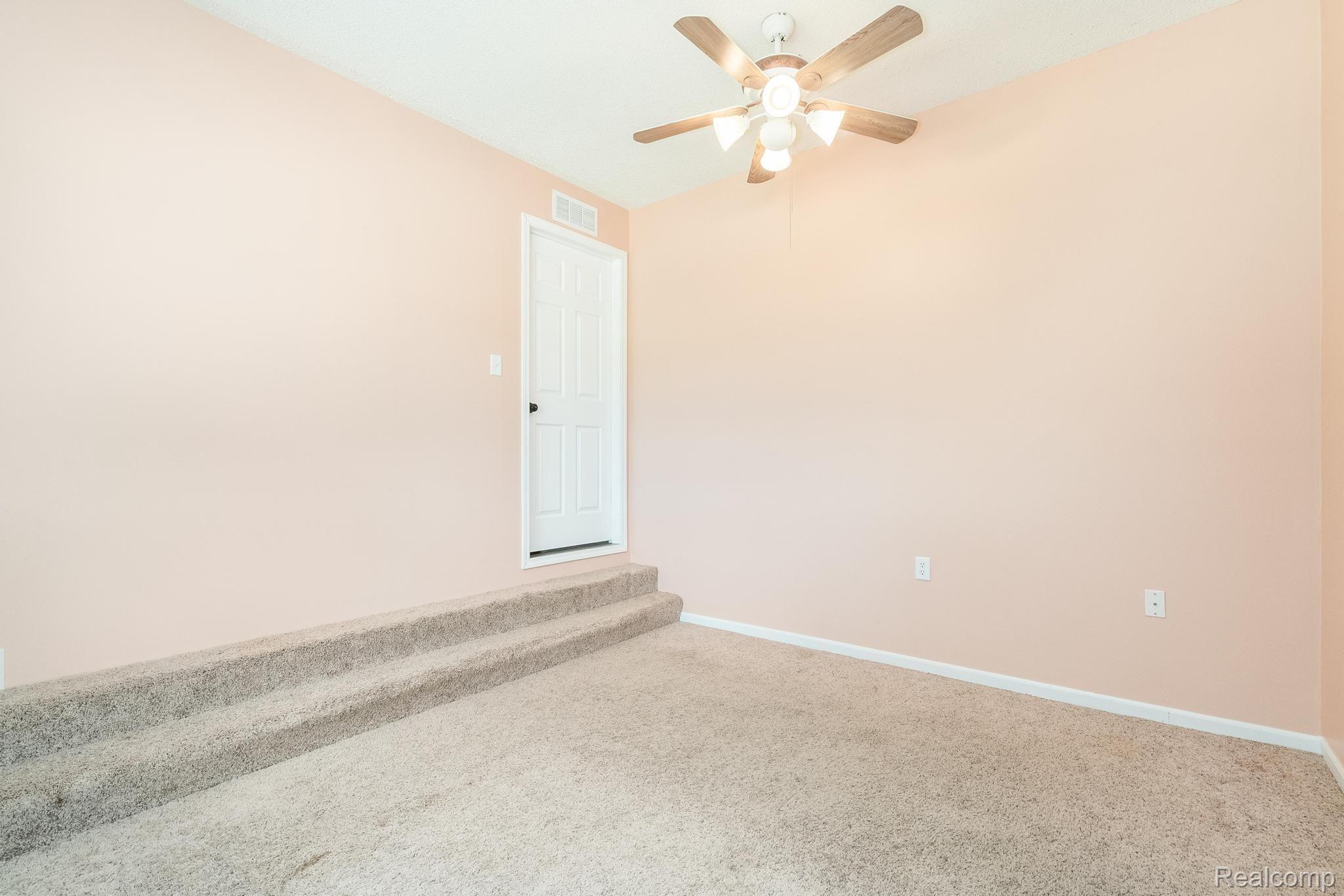45171 Dunn Road Belleville, MI 48111 - Photo 48 of 52 Gallery Image 48