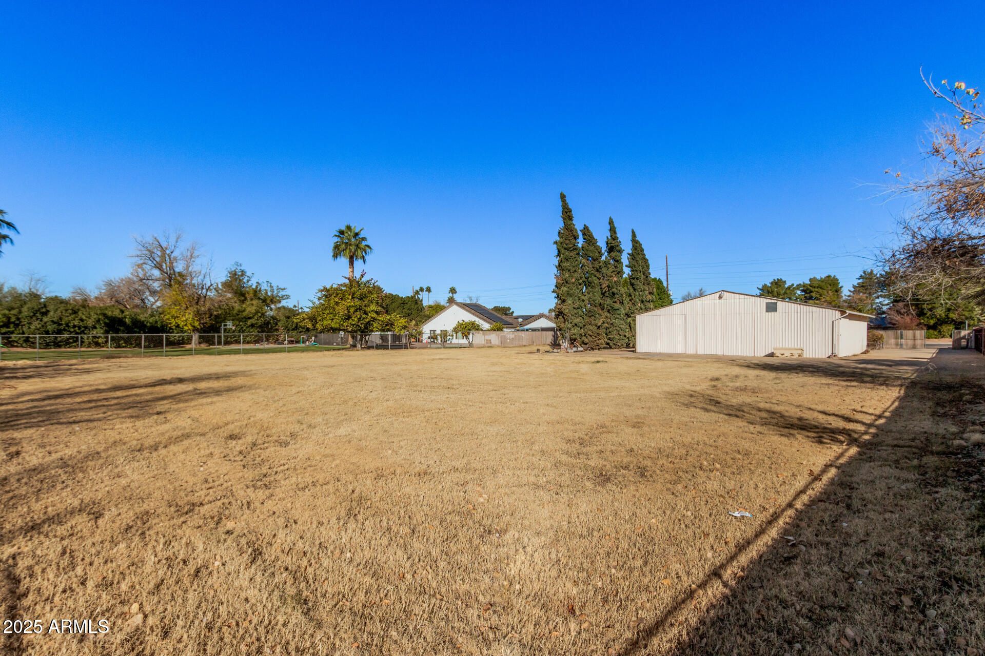 4321 West Greenway Road Glendale, AZ 85306 - Photo 3 of 39 a view of beach and ocean view