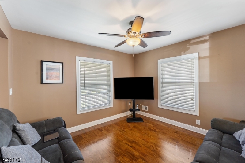 20 22hillside Road Elizabeth, NJ 07208 - Photo 28 of 42 Gallery Image 28