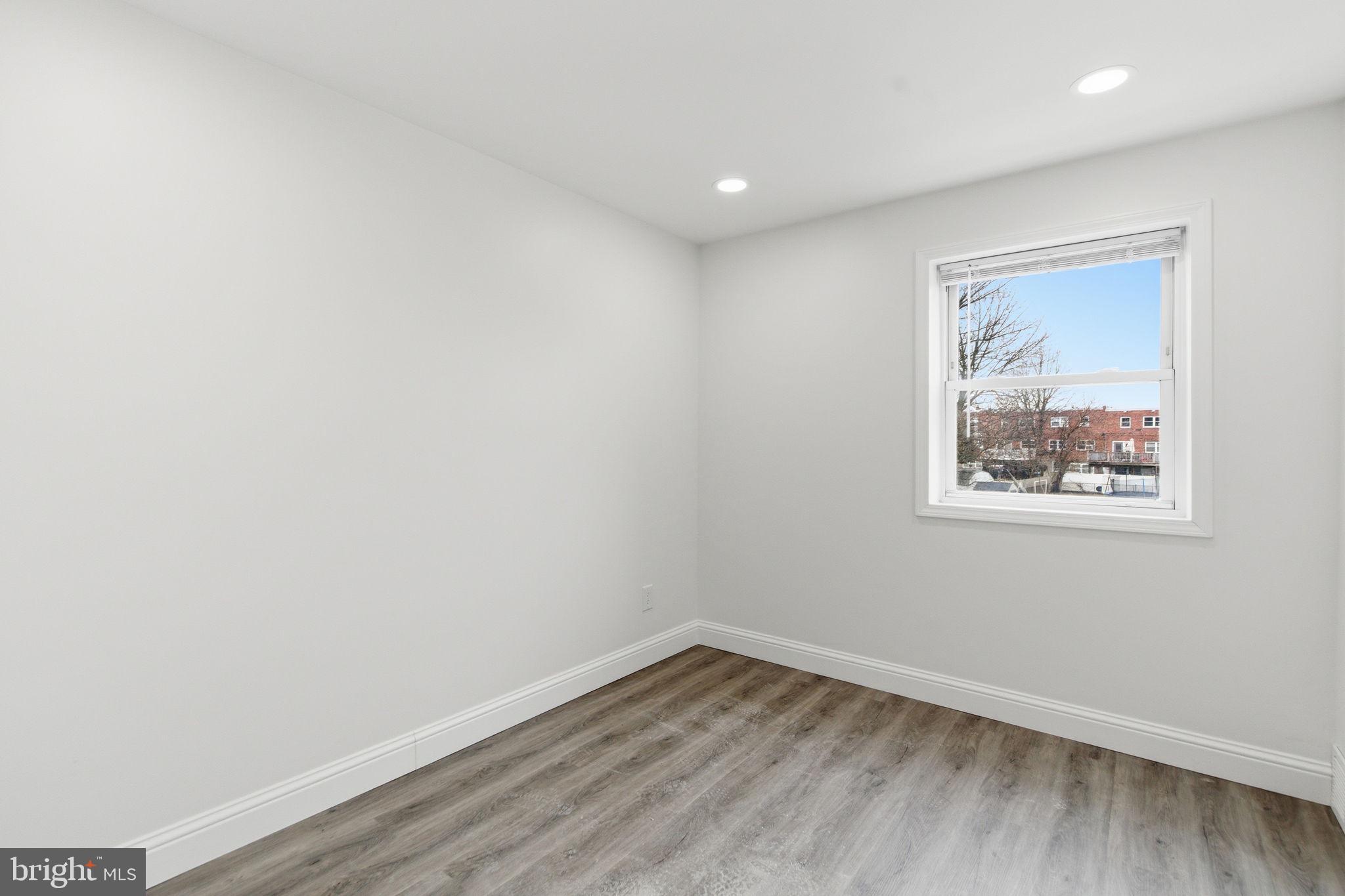 12410 Medford Road Philadelphia, PA 19154 - Photo 18 of 27