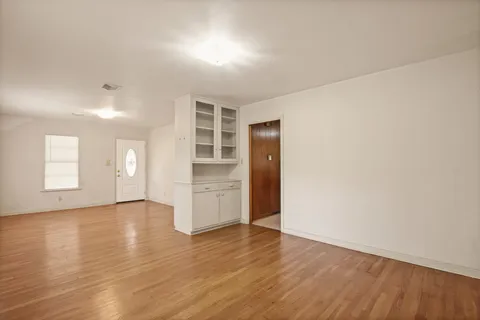 $200,000 | 1007 Kimbro Street, Taylor, TX 76574