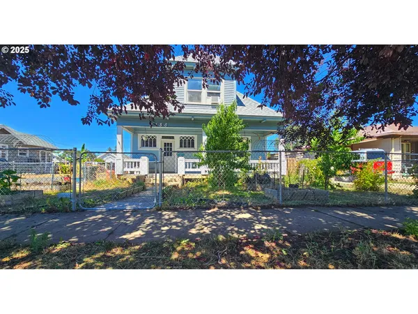 $279,990 | 2438 Auburn Avenue, Baker City, OR 97814