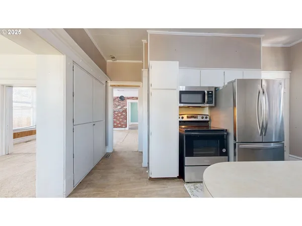 $279,990 | 2438 Auburn Avenue, Baker City, OR 97814