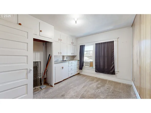 $279,990 | 2438 Auburn Avenue, Baker City, OR 97814