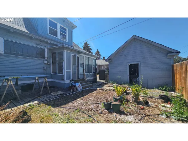 $279,990 | 2438 Auburn Avenue, Baker City, OR 97814