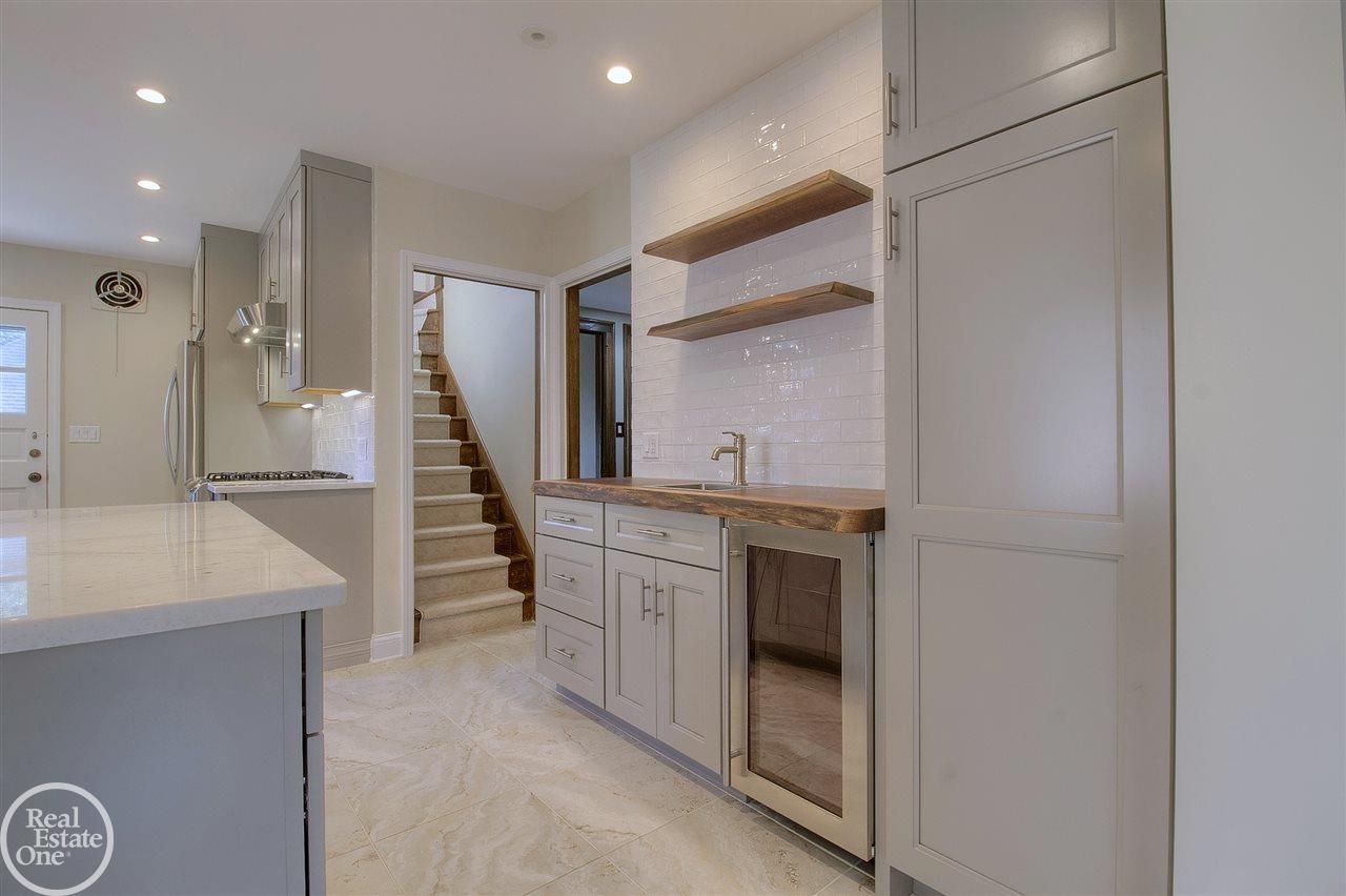 1170 Harvard Road Grosse Pointe Park, MI 48230 - Photo 5 of 30