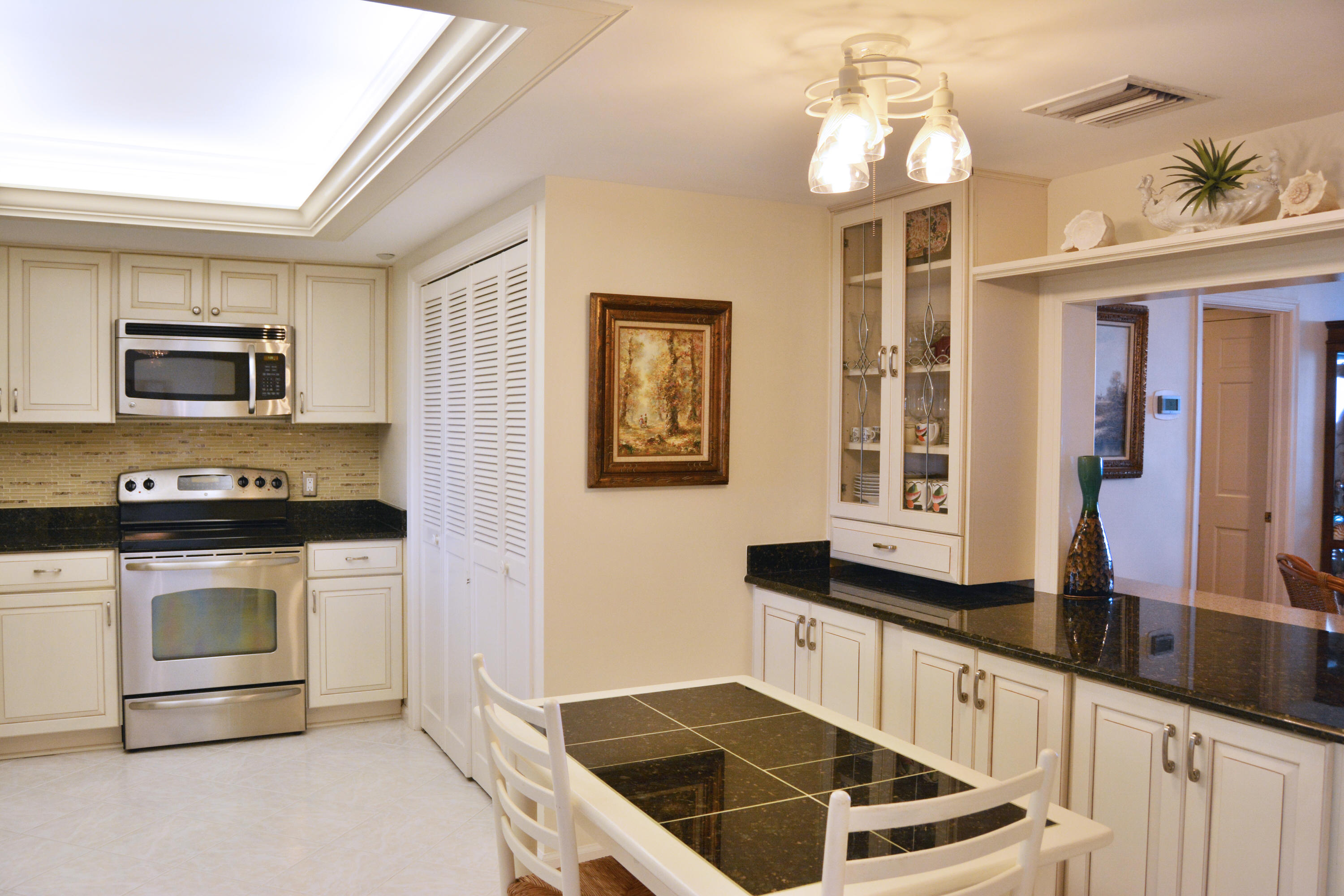 6-Kitchen
