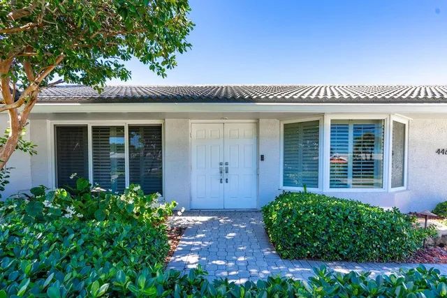 $1,795,000 | 4461 Northeast 27th Avenue, Lighthouse Point, FL 33064