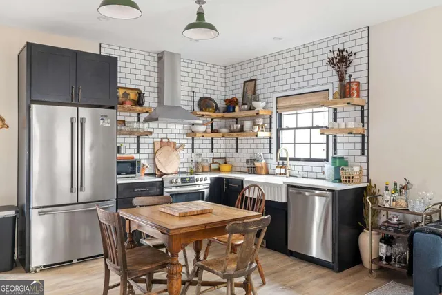 $379,900 | 302 Gumlog Drive, Lavonia, GA 30553