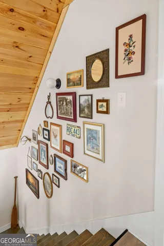 $379,900 | 302 Gumlog Drive, Lavonia, GA 30553