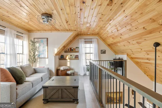 $379,900 | 302 Gumlog Drive, Lavonia, GA 30553