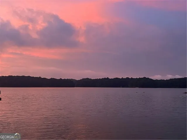 $379,900 | 302 Gumlog Drive, Lavonia, GA 30553